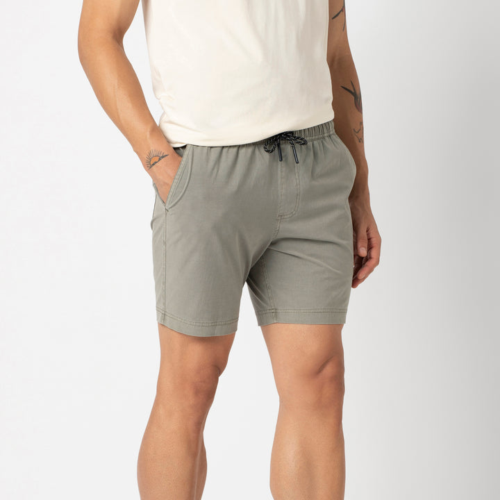 Volley Short 7 Grey side on model