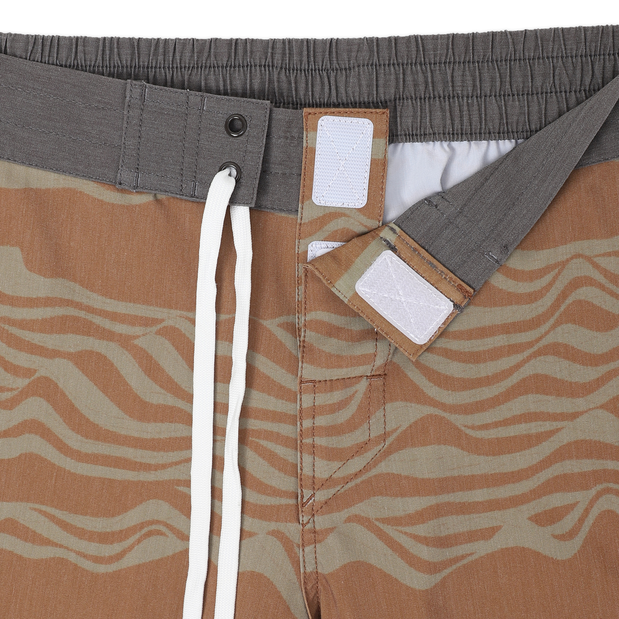 Board Short 8" Sahara close up of hook and loop fastener on waistband