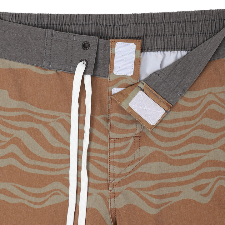 Board Short 8" Sahara close up of hook and loop fastener on waistband
